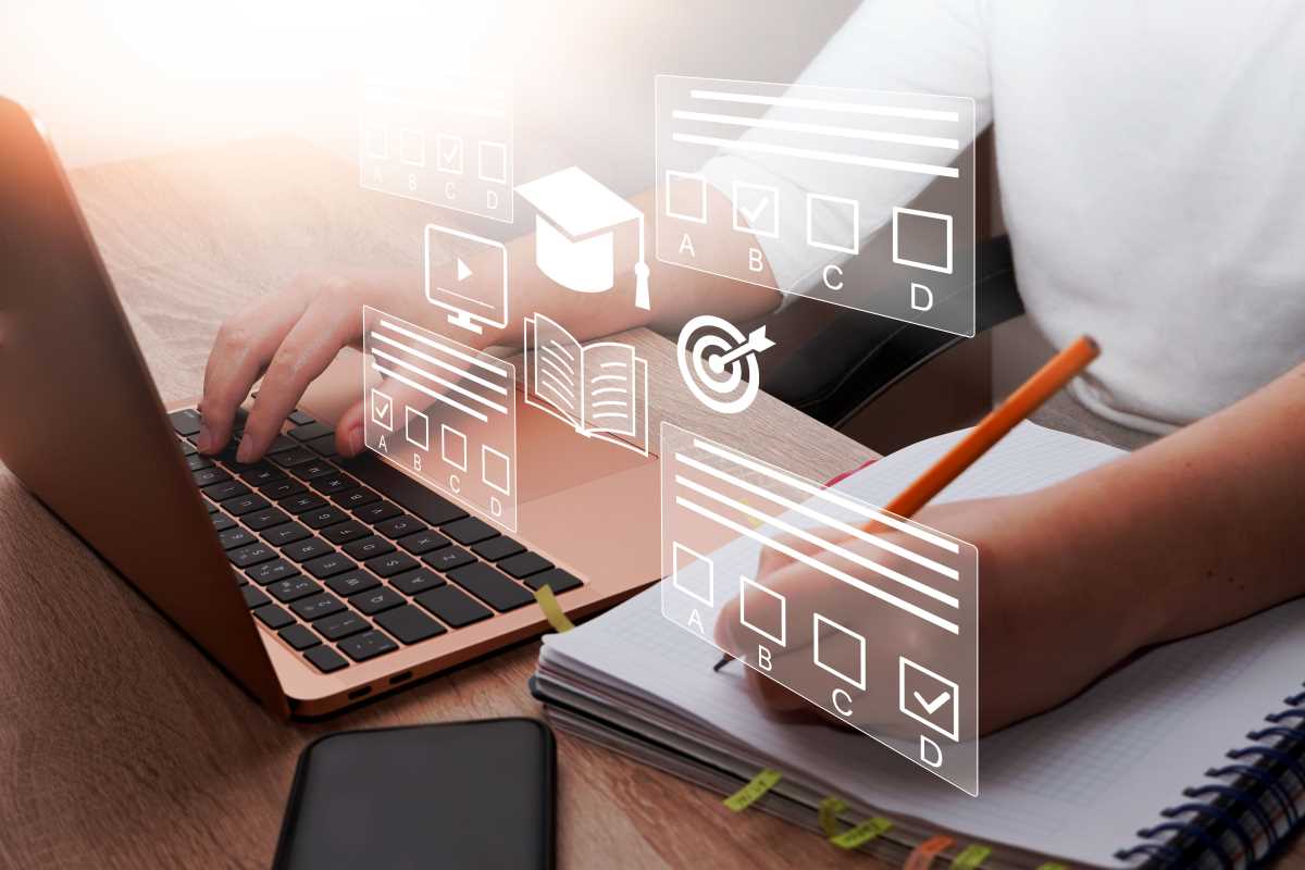 Earn a Degree Online and Actualize Your Career Potential
